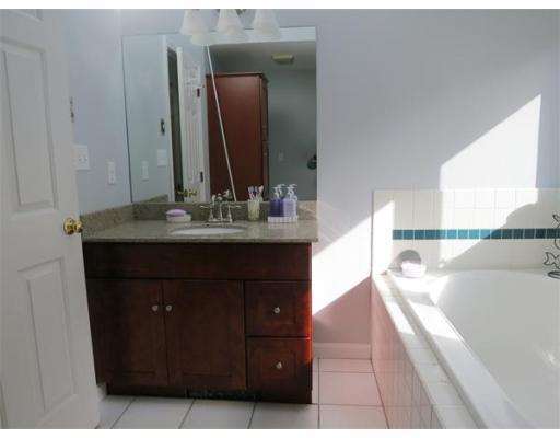 3 Cloutmans Ln, Marblehead, MA 01945 photo 7