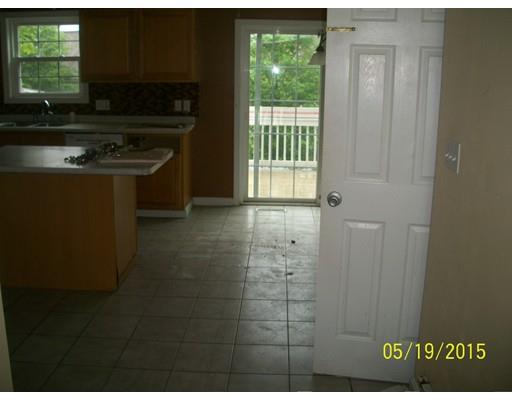 768 Dickinson St, Fall River, MA 02721 photo 10