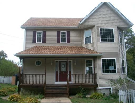 768 Dickinson St, Fall River, MA 02721 photo 1