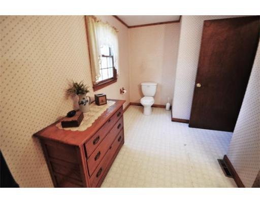 4 Edward Rd, Townsend, MA 01469 photo 14