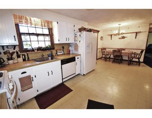 4 Edward Rd, Townsend, MA 01469 photo 7