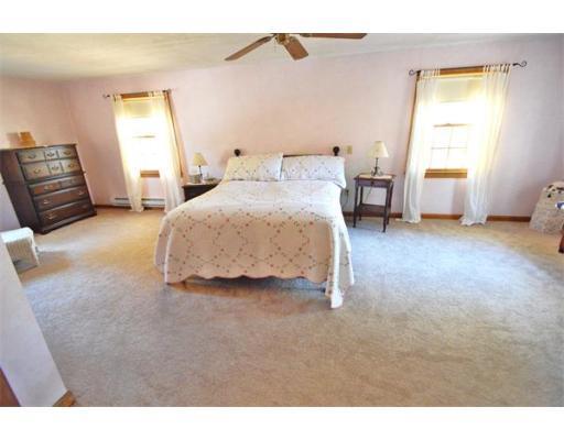 4 Edward Rd, Townsend, MA 01469 photo 17