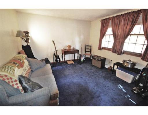 4 Edward Rd, Townsend, MA 01469 photo 12