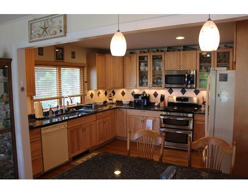 5 Benedict Rd, Bourne, MA 02532 photo 4