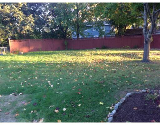 19 Blanding St, Indian Orchard, MA 01151 photo 5