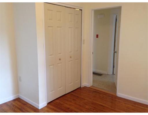 19 Blanding St, Indian Orchard, MA 01151 photo 16