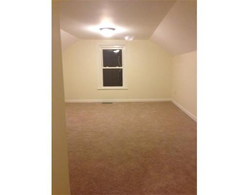 19 Blanding St, Indian Orchard, MA 01151 photo 17