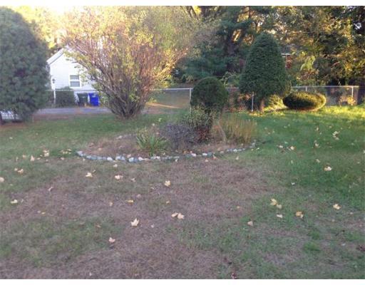 19 Blanding St, Indian Orchard, MA 01151 photo 6