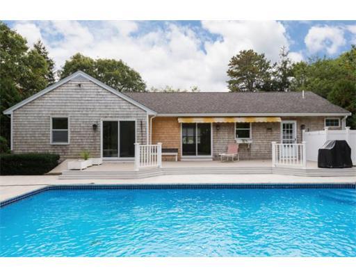 18 Jackson Dr, Barnstable, MA 02635 photo 2