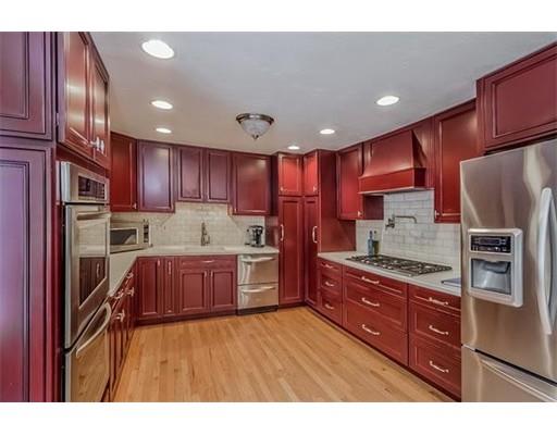 94 Hathaway St, Wareham, MA 02571 photo 3