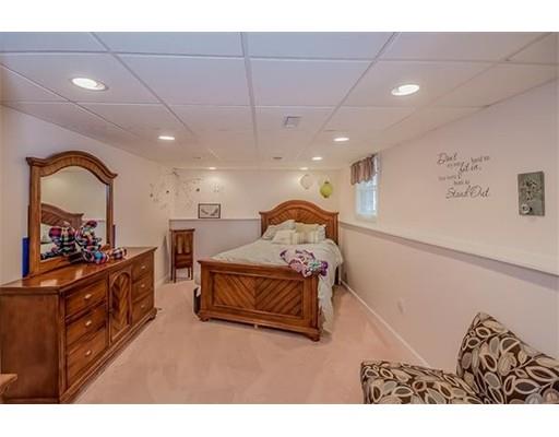 94 Hathaway St, Wareham, MA 02571 photo 14
