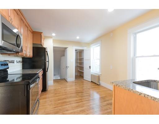 199 High St, Reading, MA 01867 photo 4