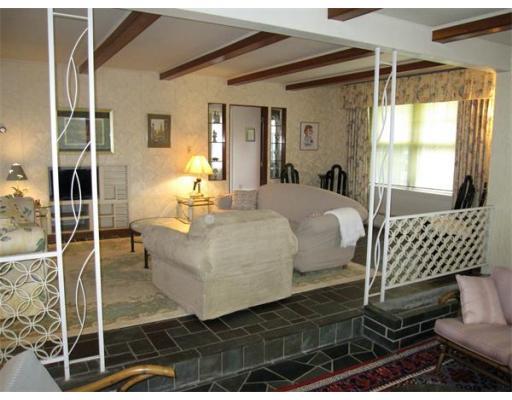 30 Lyman St, Easthampton, MA 01027 photo 5