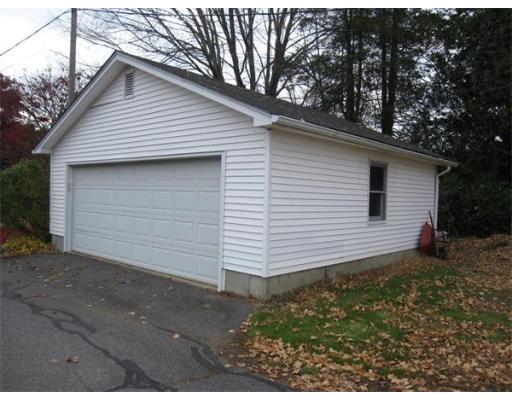 30 Lyman St, Easthampton, MA 01027 photo 17