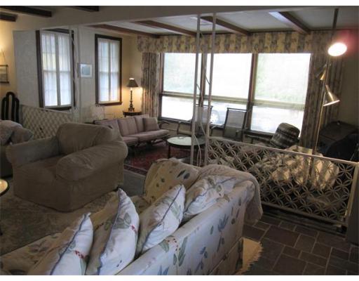 30 Lyman St, Easthampton, MA 01027 photo 6