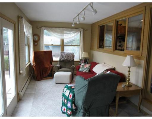 30 Lyman St, Easthampton, MA 01027 photo 7