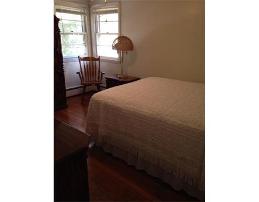 8 Emily St, Worcester, MA 01606 photo 8