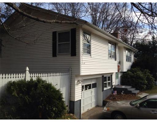 8 Emily St, Worcester, MA 01606 photo 2