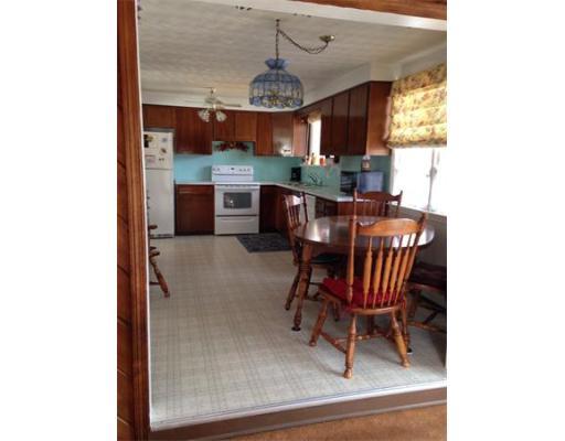 8 Emily St, Worcester, MA 01606 photo 14
