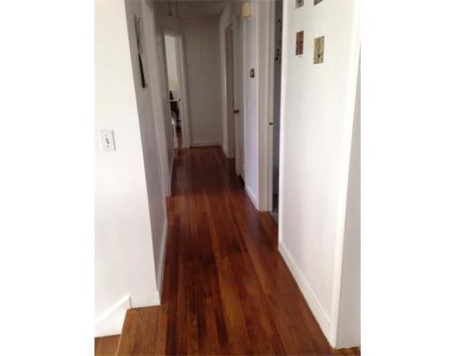 8 Emily St, Worcester, MA 01606 photo 9