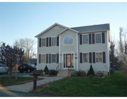31 Old Farm Ln, Fall River, MA 02720 photo 1