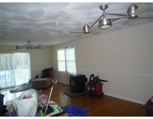 31 Old Farm Ln, Fall River, MA 02720 photo 6