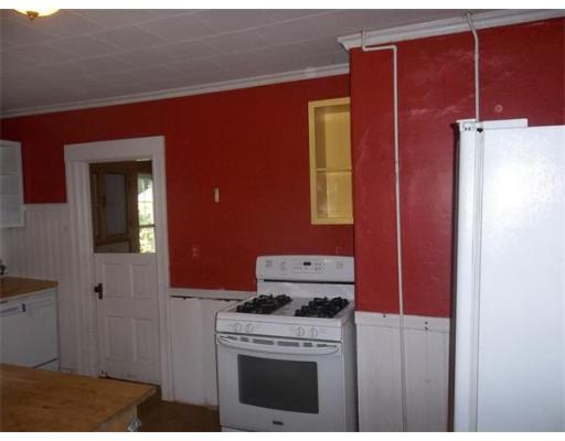18 Lyman Ave, Easthampton, MA 01027 photo 8