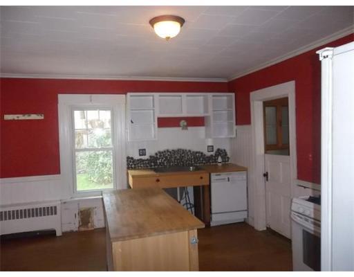 18 Lyman Ave, Easthampton, MA 01027 photo 7