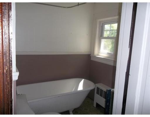 18 Lyman Ave, Easthampton, MA 01027 photo 12