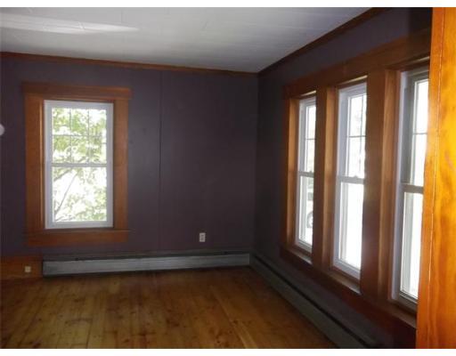 18 Lyman Ave, Easthampton, MA 01027 photo 5