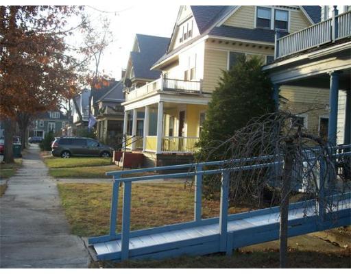 74 Fairfield St, Springfield, MA 01108 photo 5