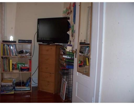 74 Fairfield St, Springfield, MA 01108 photo 23