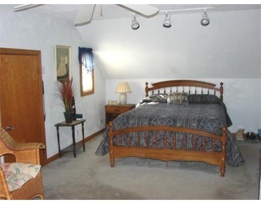 79 Halford St, Gardner, MA 01440 photo 10