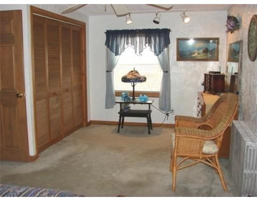 79 Halford St, Gardner, MA 01440 photo 11