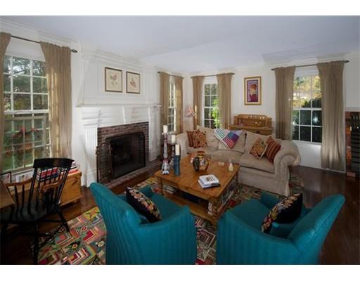 720 South St, Needham, MA 02492 photo 5