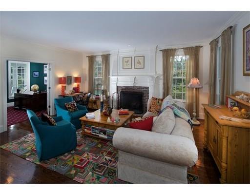 720 South St, Needham, MA 02492 photo 4