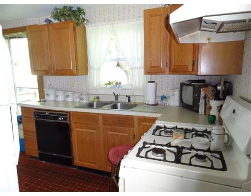 40 Moran Rd, Gilbertville, MA 01031 photo 9