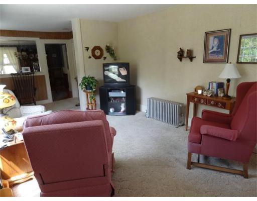 40 Moran Rd, Gilbertville, MA 01031 photo 5