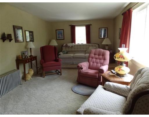 40 Moran Rd, Gilbertville, MA 01031 photo 6