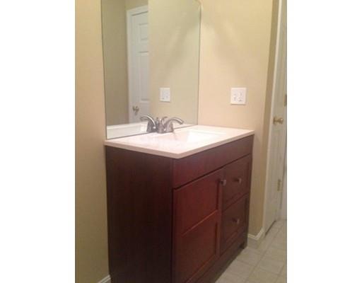 81 4th St, Worcester, MA 01602 photo 4
