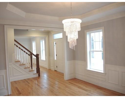 30 Harvard Cir, Needham, MA 02492 photo 4