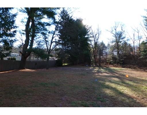 115 Catalina Dr, Springfield, MA 01128 photo 24
