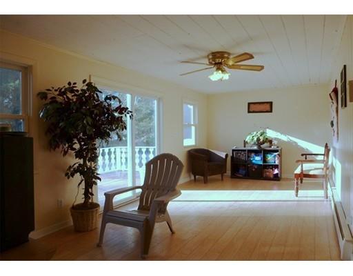115 Catalina Dr, Springfield, MA 01128 photo 9