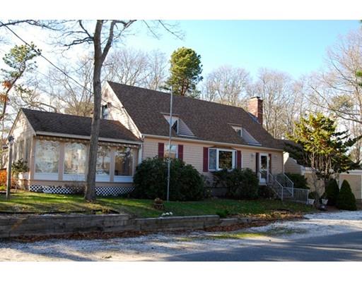 191 Monomoscoy Rd, Mashpee, MA 02649 photo 1
