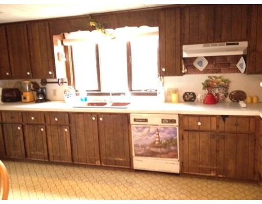 29 S Point Rd, Webster, MA 01570 photo 11