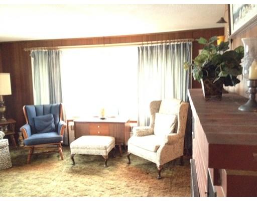 29 S Point Rd, Webster, MA 01570 photo 5