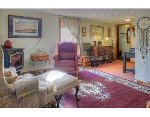 112 Pleasant St, Gloucester, MA 01930 photo 17