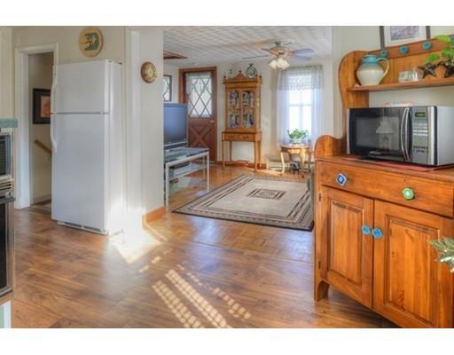 112 Pleasant St, Gloucester, MA 01930 photo 8