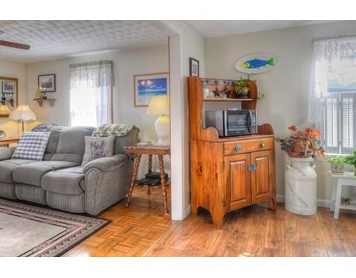 112 Pleasant St, Gloucester, MA 01930 photo 7