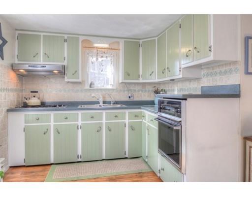 112 Pleasant St, Gloucester, MA 01930 photo 11